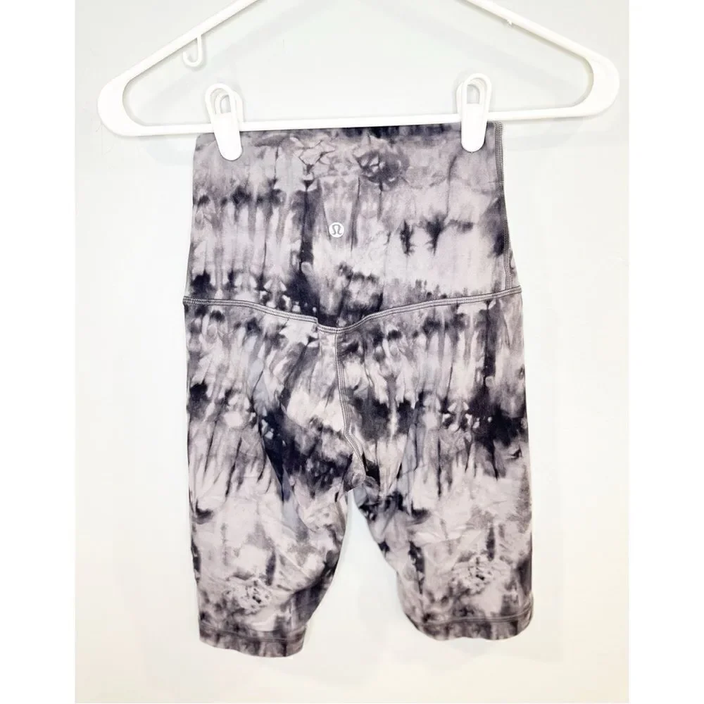 Lululemon align super high rise short game day chrome black multi size 4
